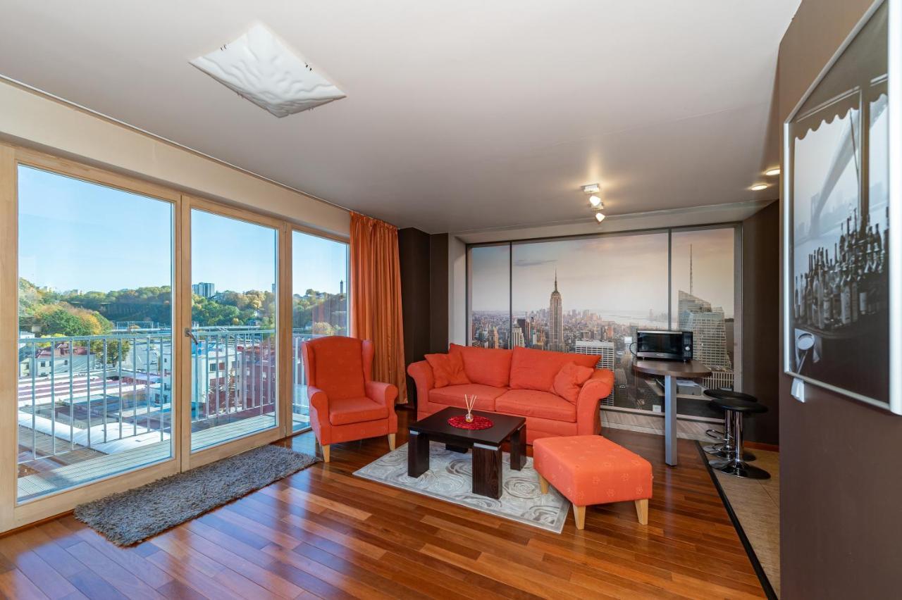 Panoramic City Centre Apartment By Polo Apartments Каунас Екстериор снимка