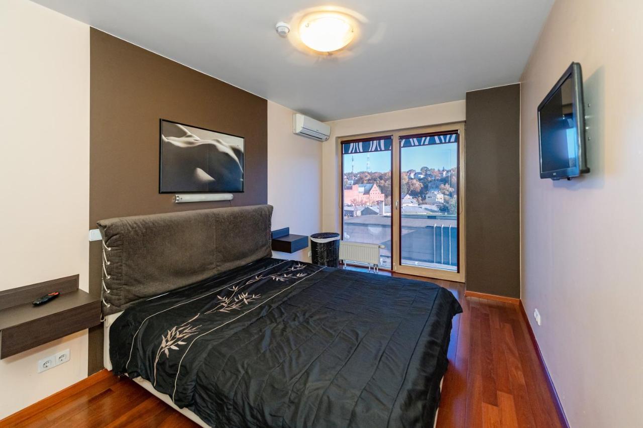 Panoramic City Centre Apartment By Polo Apartments Каунас Екстериор снимка
