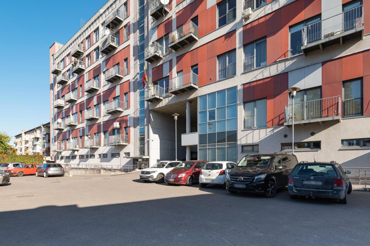 Panoramic City Centre Apartment By Polo Apartments Каунас Екстериор снимка